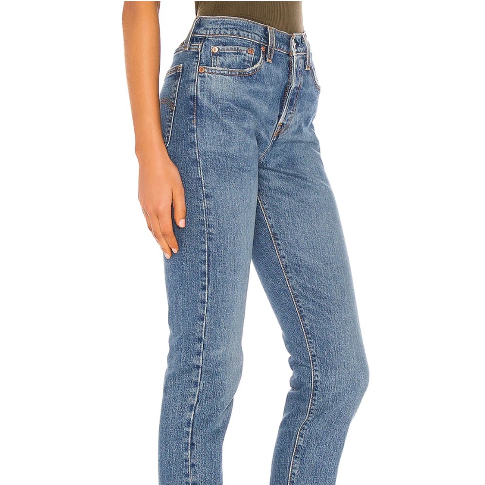 Levi’s Wedgie Icon Fit - image 4